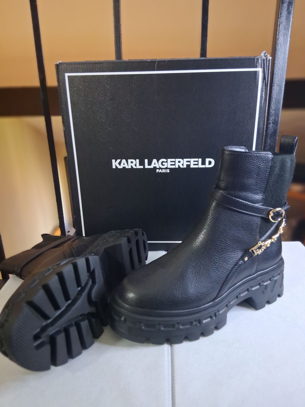 Karl Lagerfeld Black Leather Chunky Chelsea Boots